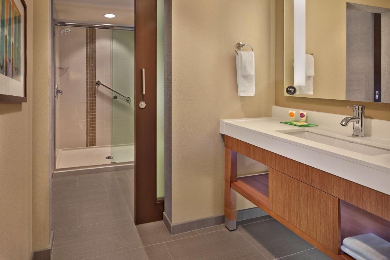 | Hyatt Place Chapel Hill