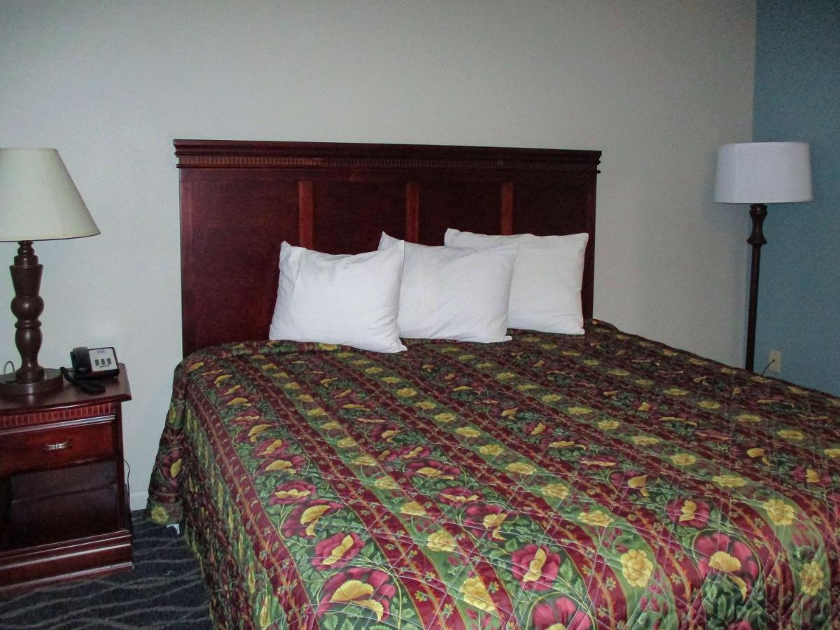 | Motel 6-Shartlesville, PA