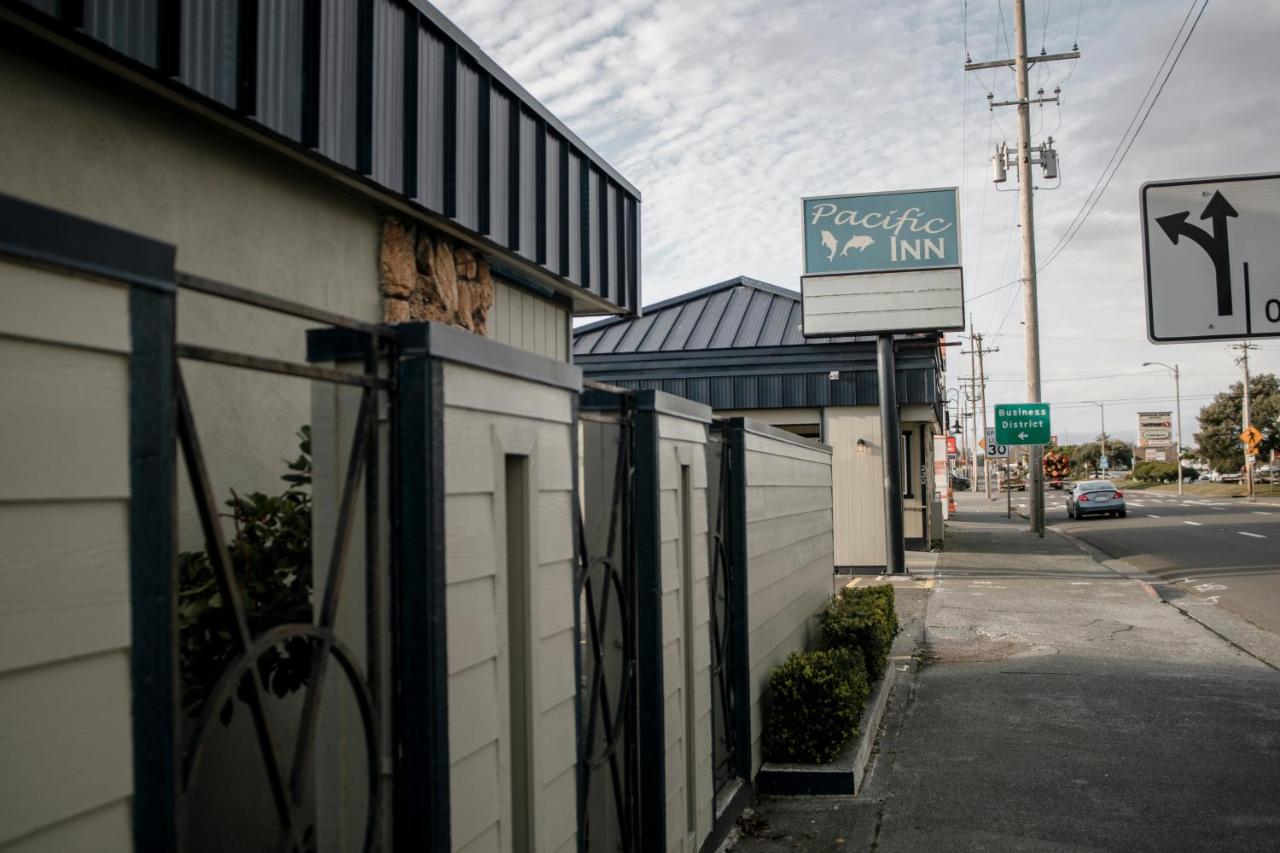 | Pacific Inn