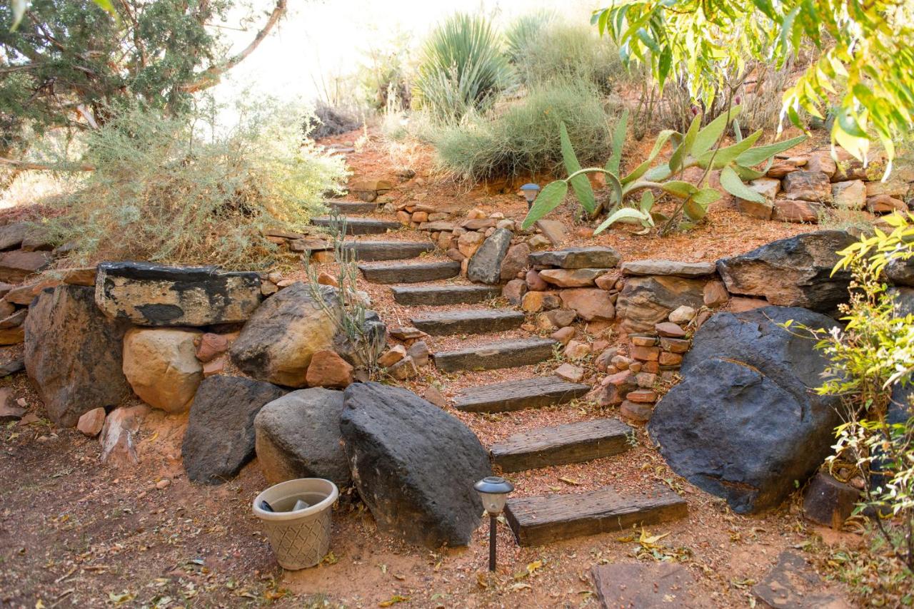  | Red Rock Inn Cottages