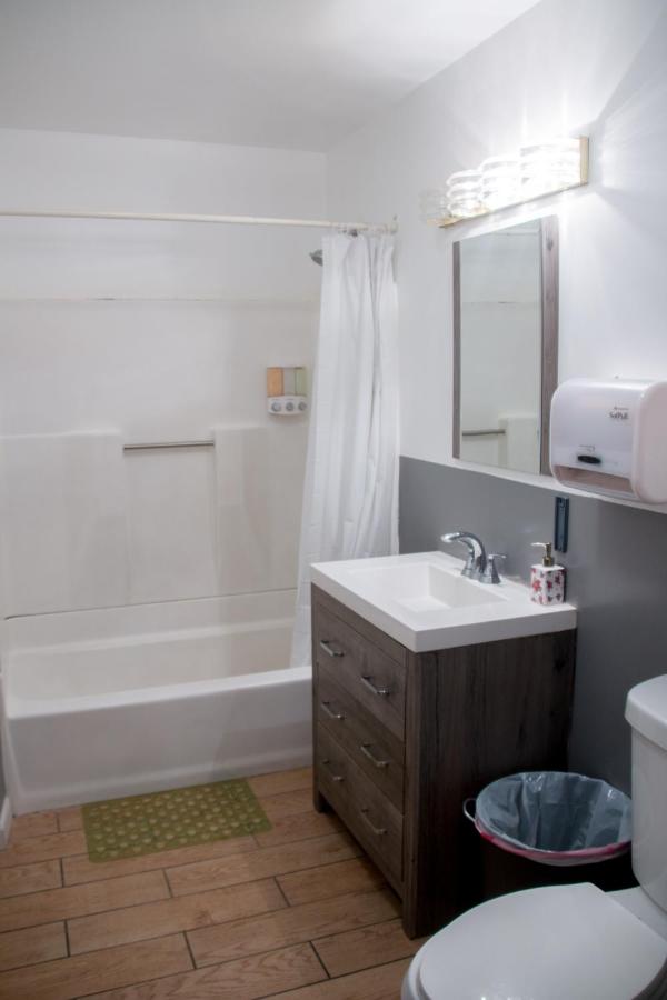 | Melrose Hostel
