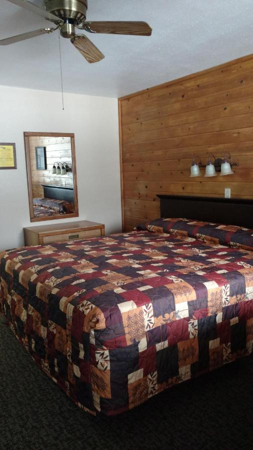 | Chama River Bend Lodge