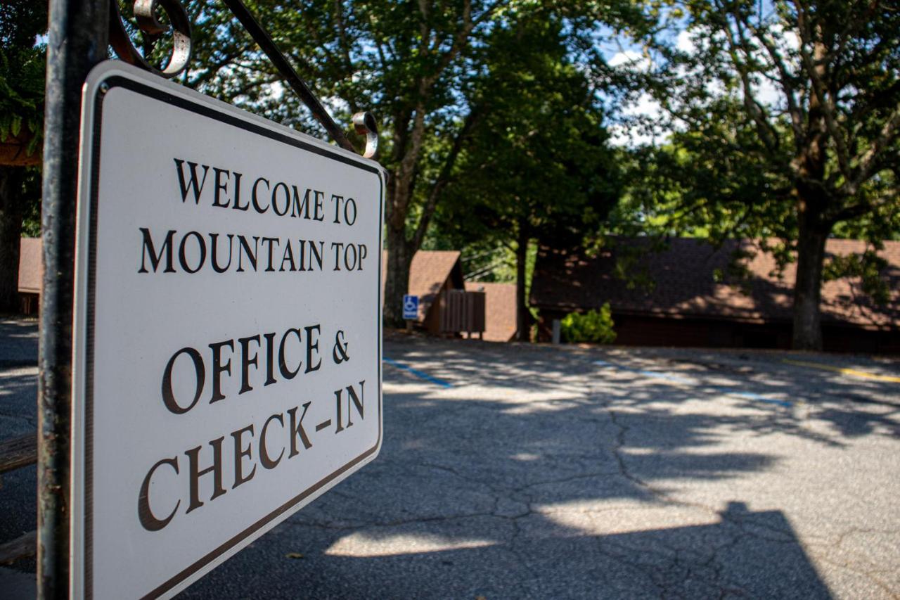 | Mountain Top Inn and Resort