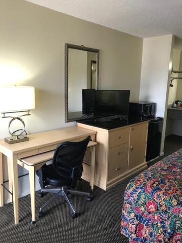 Deluxe Single Room at Western Motel