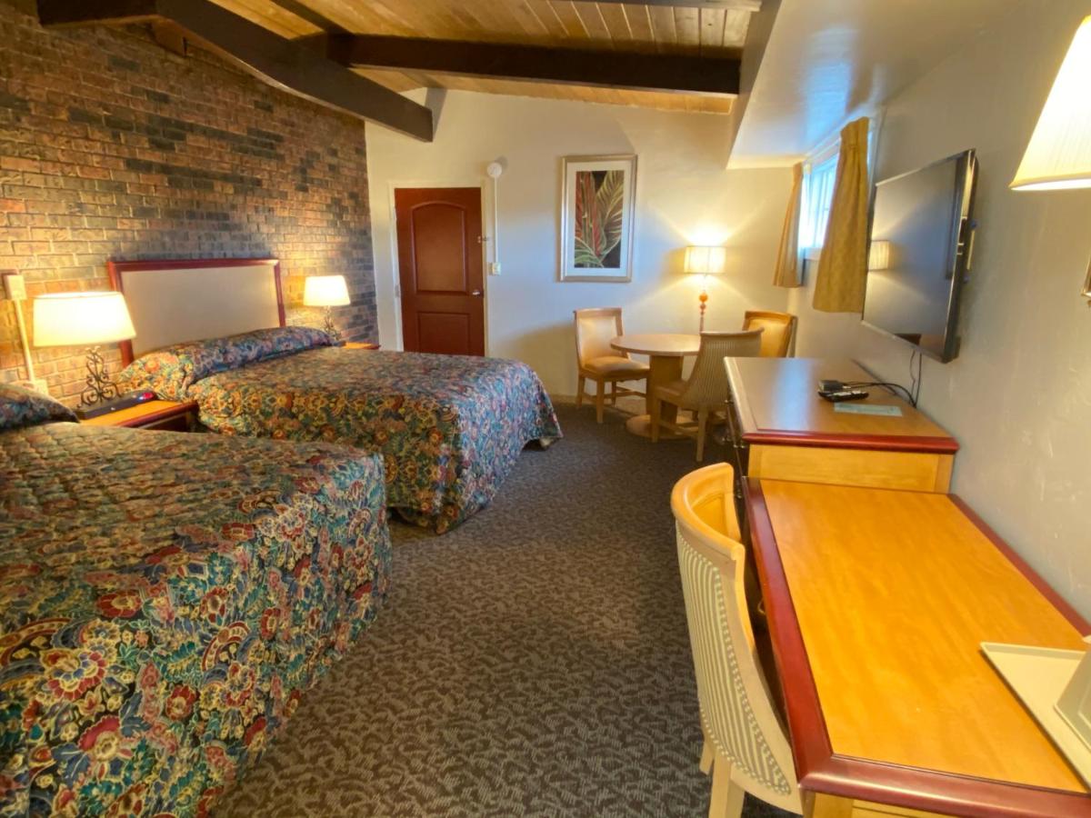  | Dunes Inn Alamosa