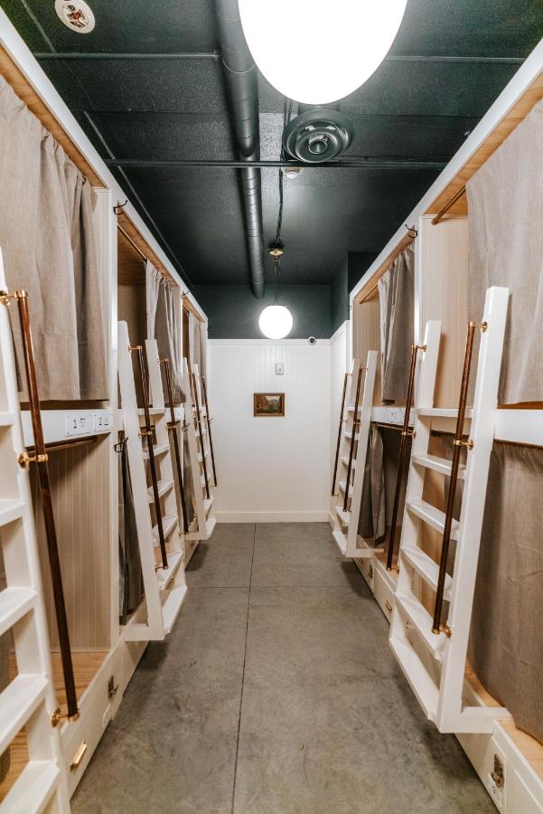 Bunk Bed in Mixed Dormitory Room at Cache House
