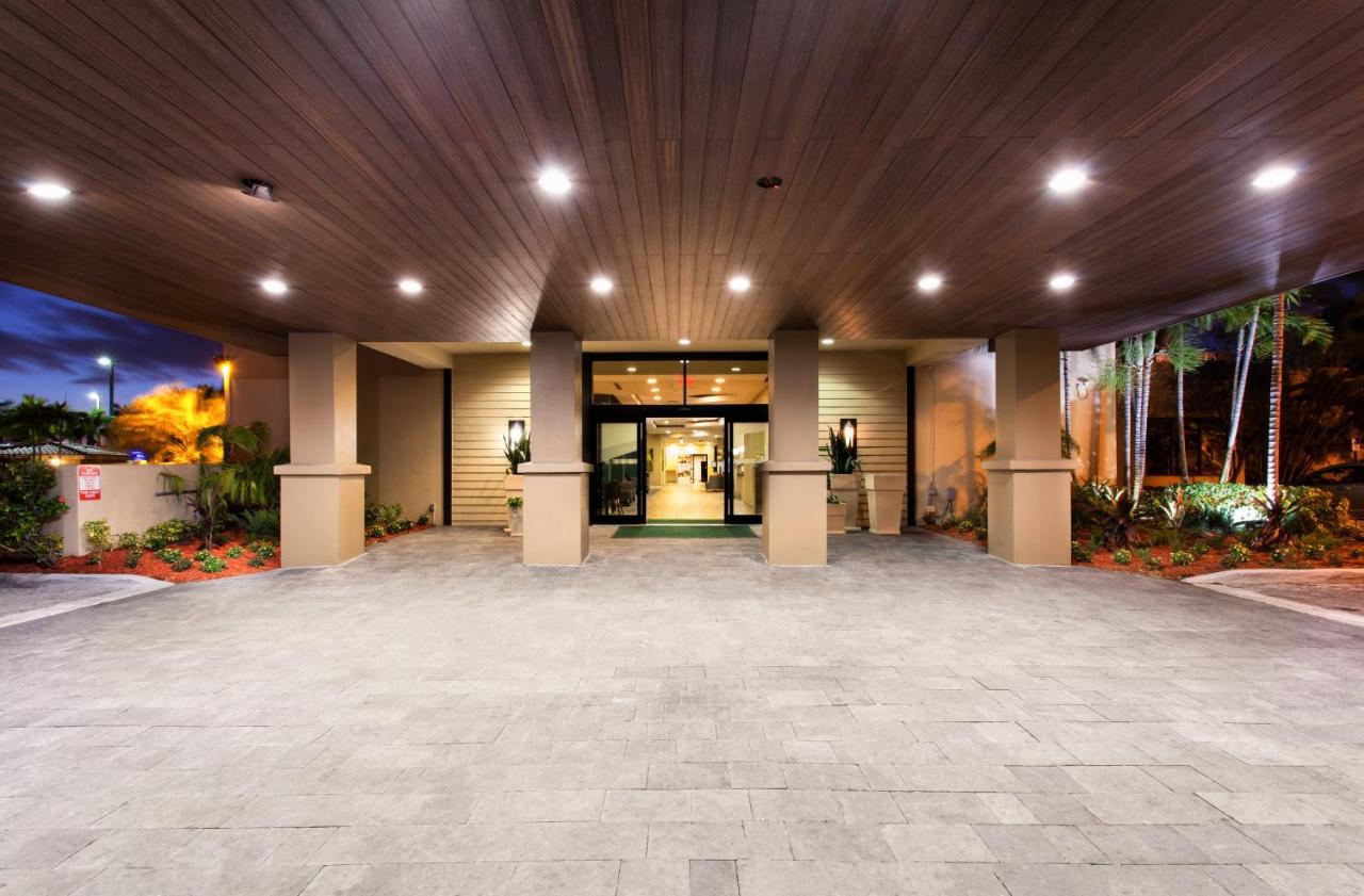 | Holiday Inn Miami West - Airport Area, an IHG Hotel