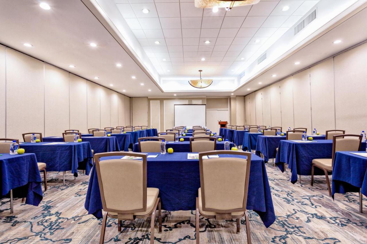 | Holiday Inn Miami West - Airport Area, an IHG Hotel