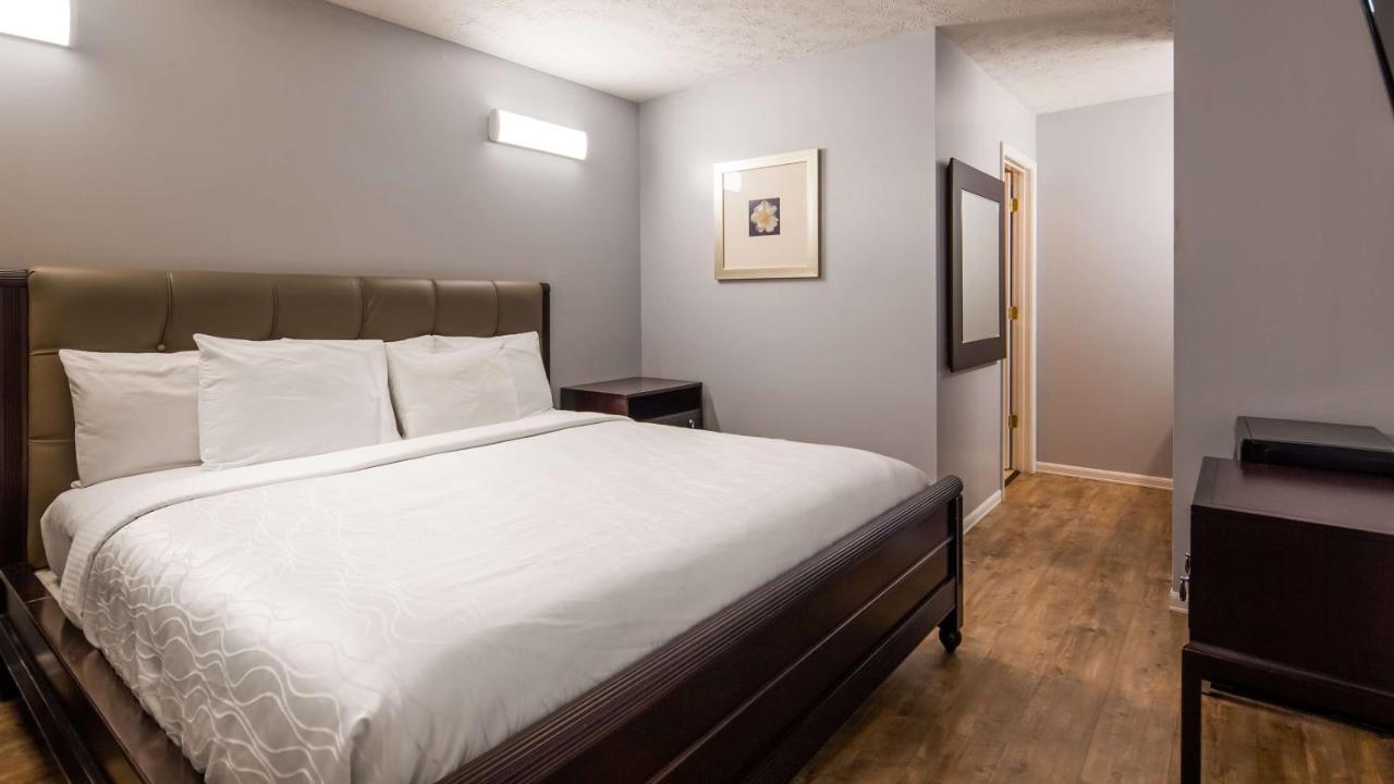 | Apple Valley Inn Pigeon Forge