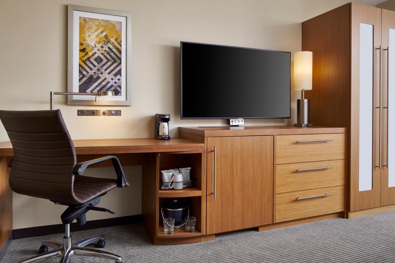 Queen Room with Two Queen Beds at Hyatt Place Wilmington Riverfront