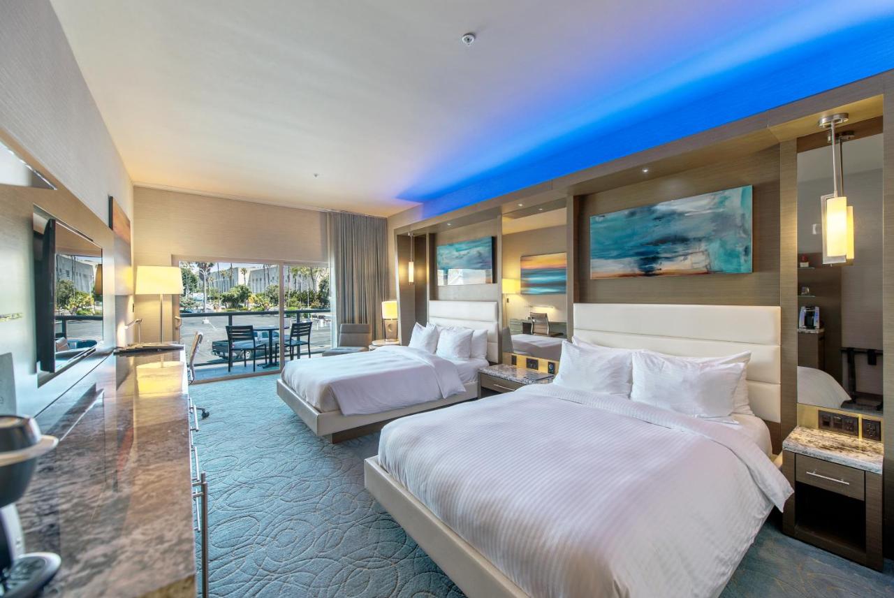 Deluxe Double Queen Room at Shade Hotel Redondo Beach