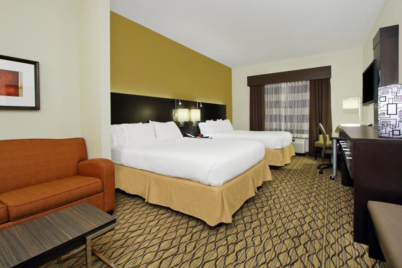  | Holiday Inn Express & Suites Colorado Springs First & Main