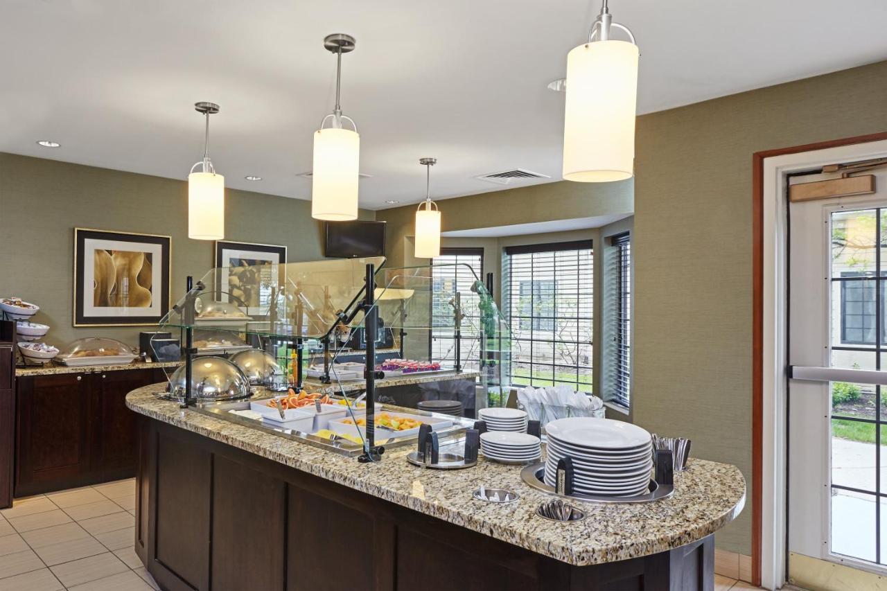  | Staybridge Suites Glenview, an IHG Hotel