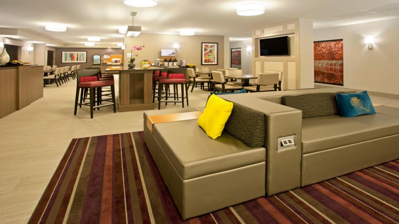  | Holiday Inn Express Hotel & Suites Minneapolis-Minnetonka