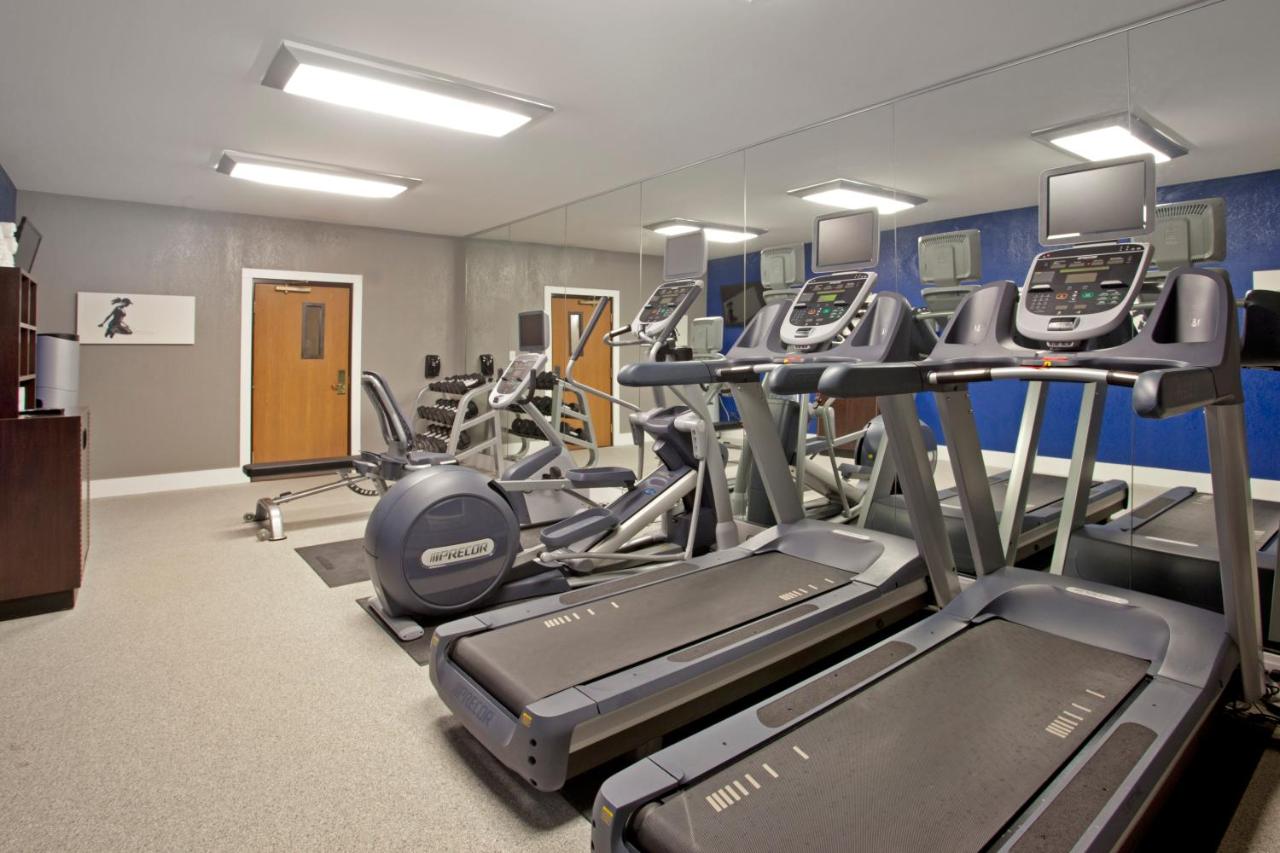 | Holiday Inn Express Hotel & Suites Minneapolis-Minnetonka