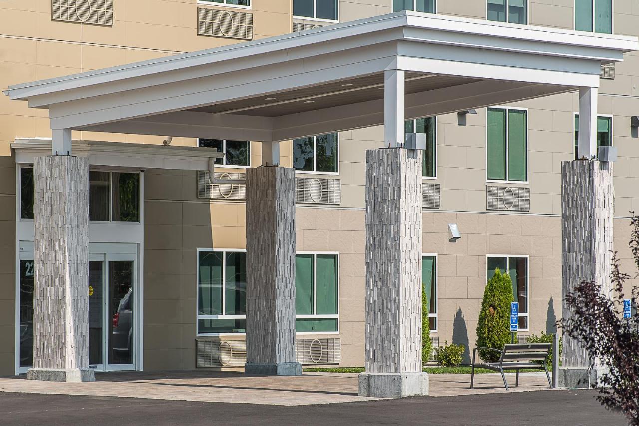  | Holiday Inn Express & Suites Norwood-Boston Area