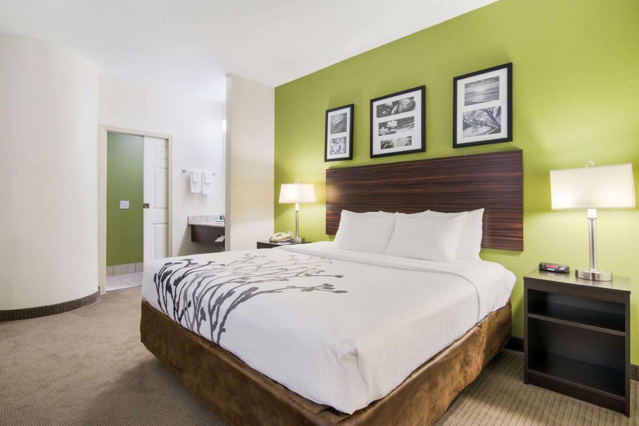 King Room - Non-Smoking at Sleep Inn Peachtree City - Atlanta