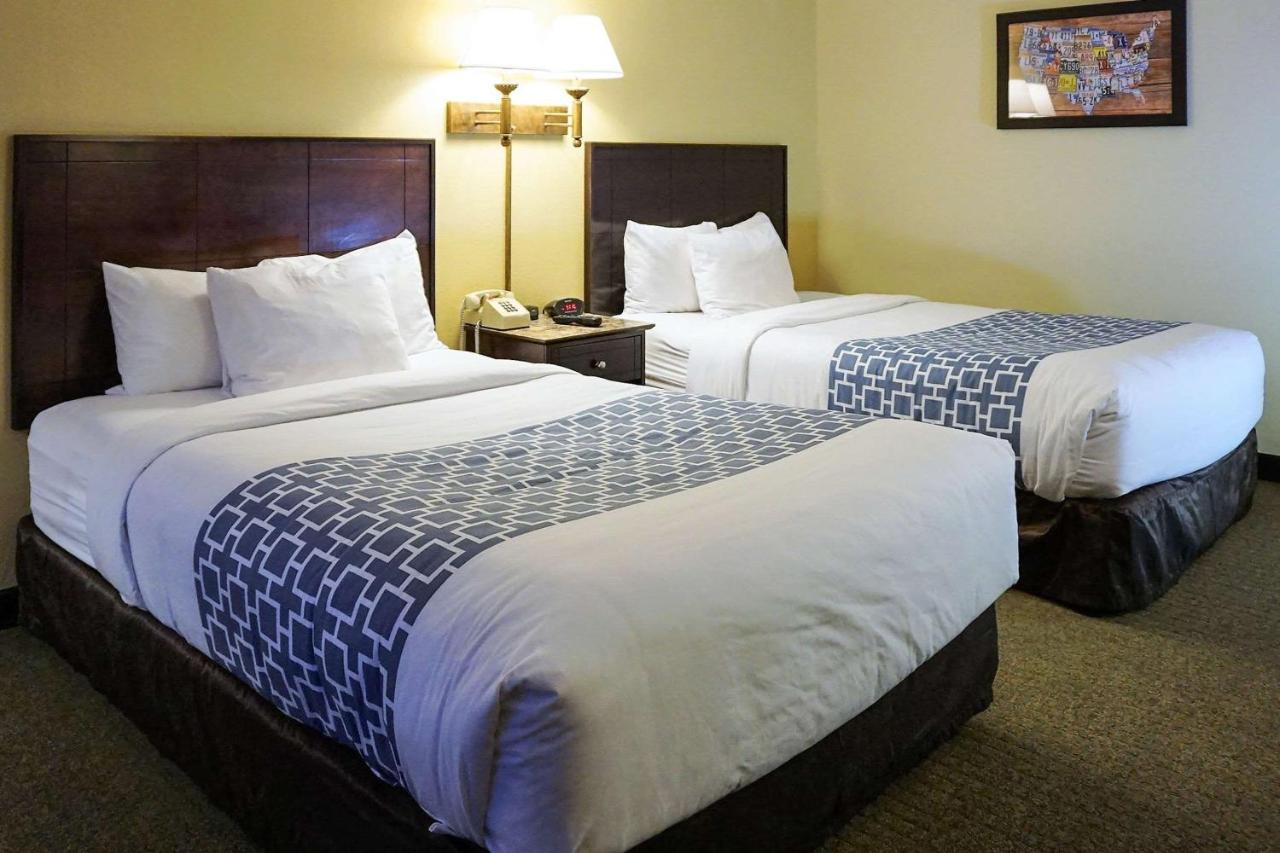| Econo Lodge Rochester
