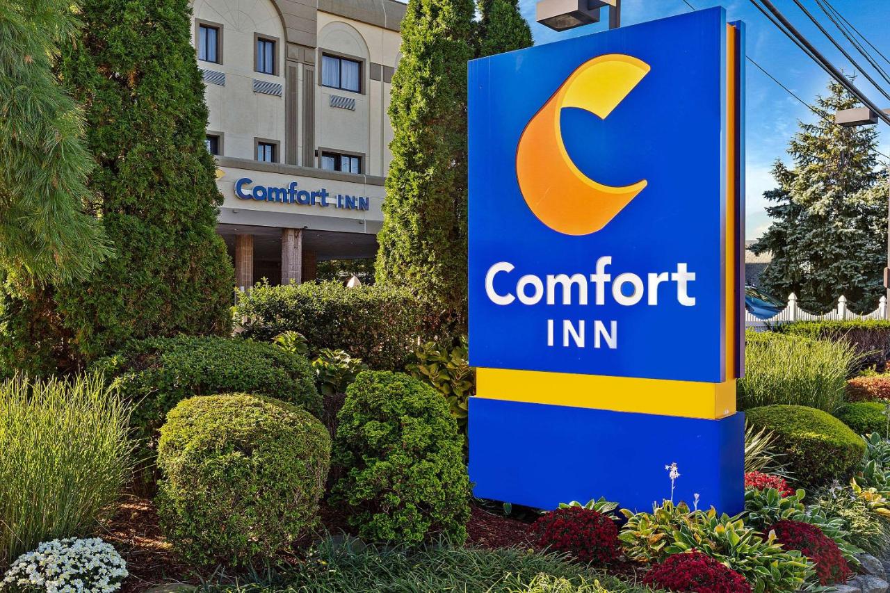 | Comfort Inn Syosset-Long Island