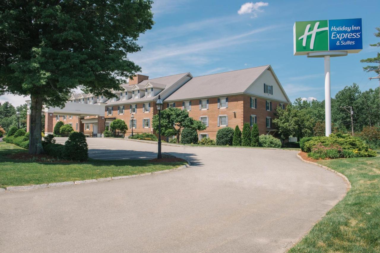 | Holiday Inn Express and Suites Merrimack, an IHG Hotel