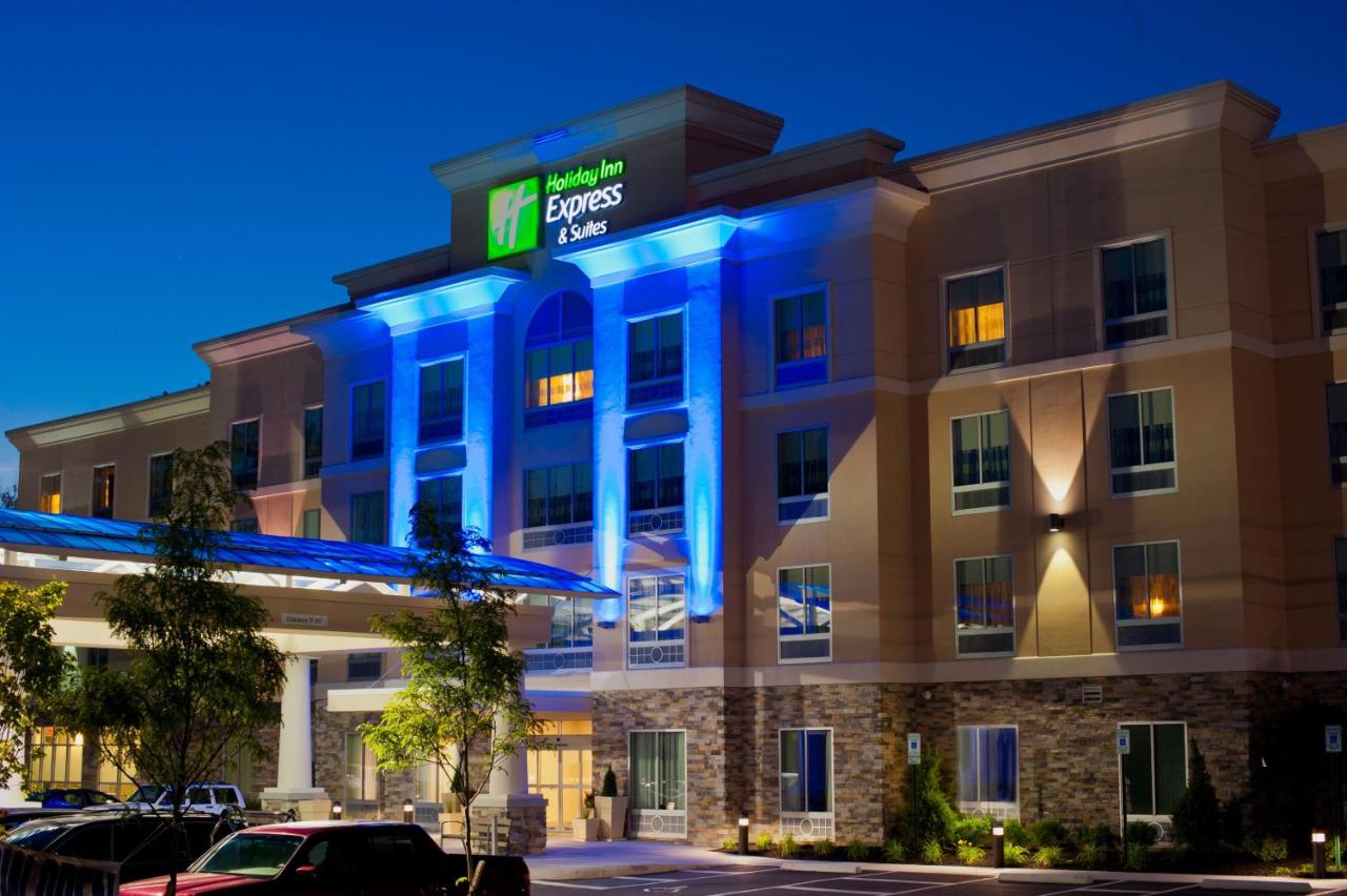 | Holiday Inn Express & Suites Columbus - Easton Area, an IHG Hotel