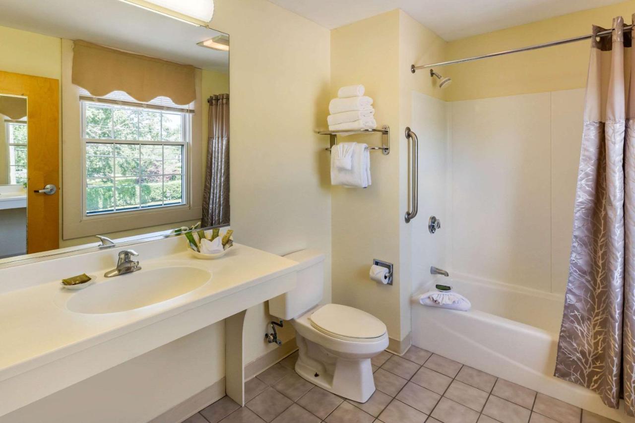  | The Carriage House Inn Newport, Ascend Hotel Collection