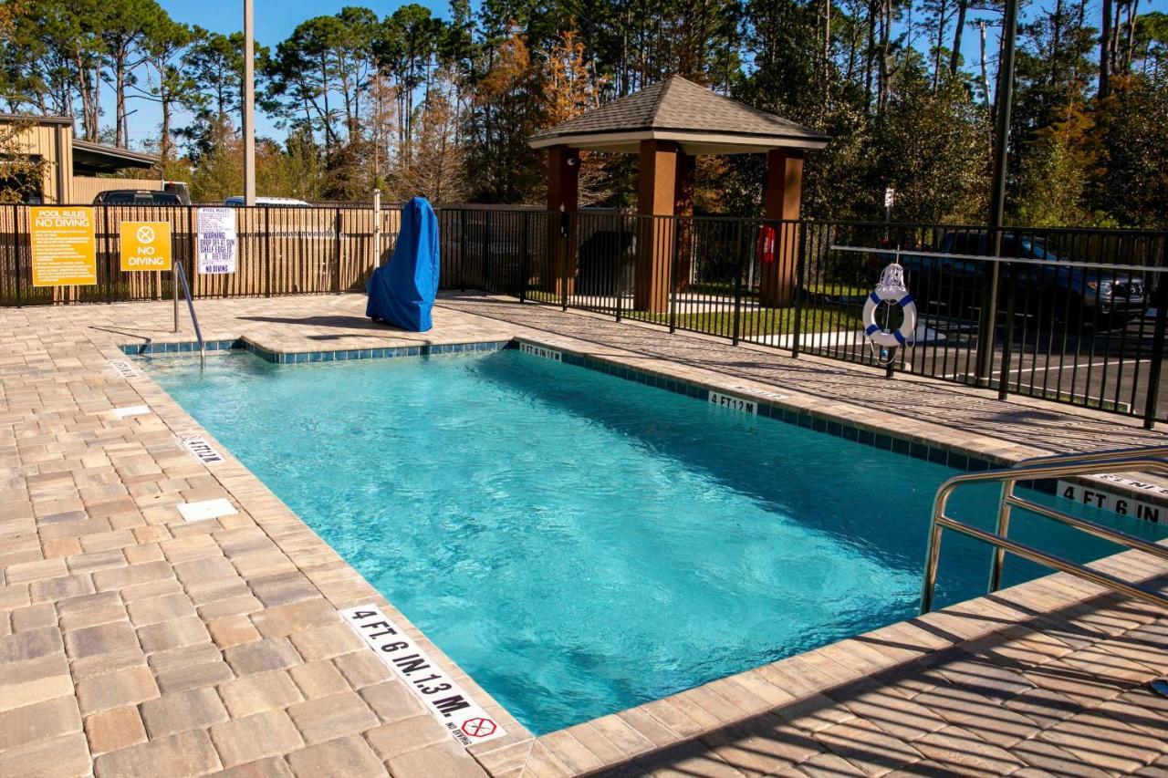 | Candlewood Suites - Jacksonville - Mayport, an IHG Hotel