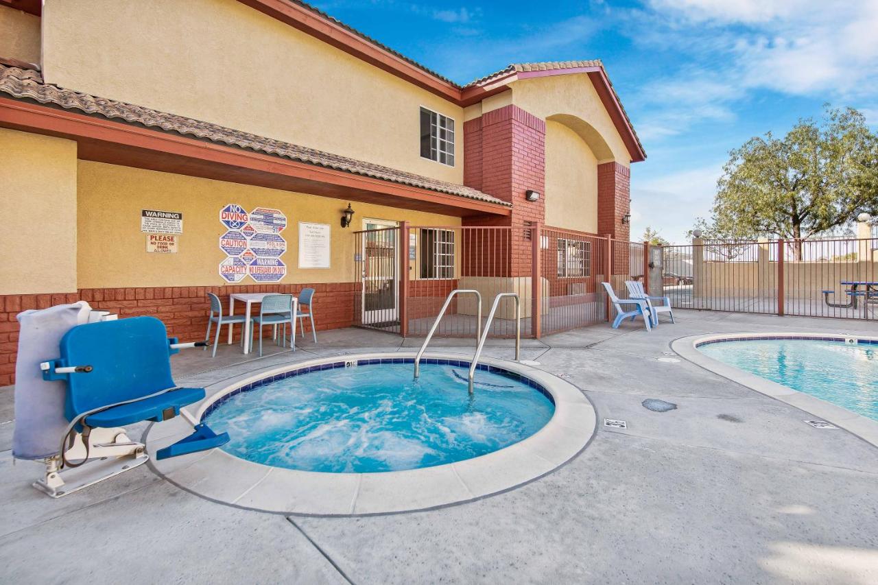 | SureStay Hotel by Best Western Fontana