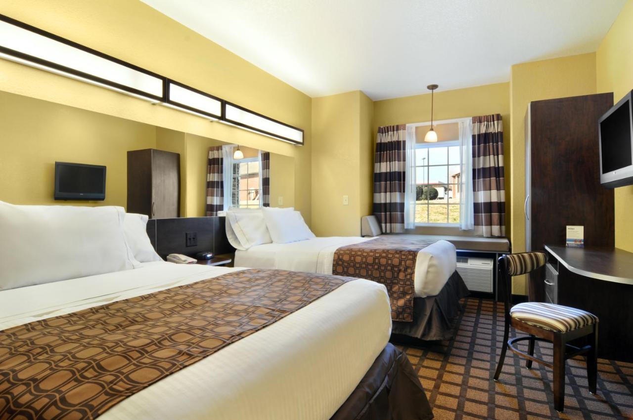 Queen Room with Two Queen Beds - Non-Smoking at Microtel Inn & Suites by Wyndham Cartersville