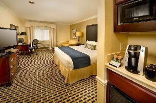 Room #36719721 at Best Western Plus Puyallup Hotel