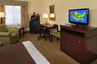 Room #29184013 at Holiday Inn Express & Suites Williamstown - Glassboro by IHG