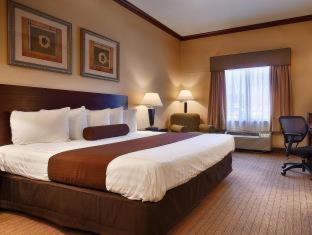 Room #29184016 at Holiday Inn Express & Suites Williamstown - Glassboro by IHG