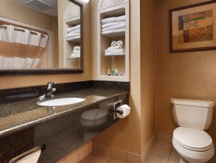 Room #29184018 at Holiday Inn Express & Suites Williamstown - Glassboro by IHG