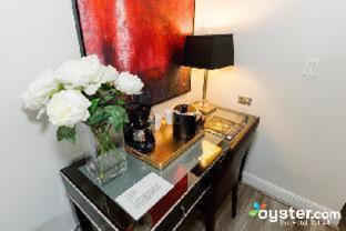Room #5668620 at L.A. Sky Boutique Hotel