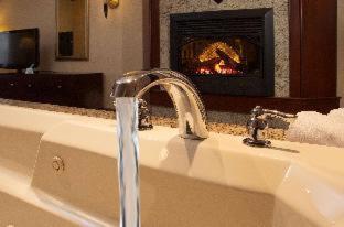 Room #29184020 at Holiday Inn Express & Suites Williamstown - Glassboro by IHG