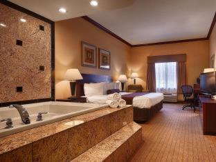 Room #29184019 at Holiday Inn Express & Suites Williamstown - Glassboro by IHG