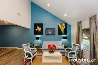 Room #5668624 at L.A. Sky Boutique Hotel