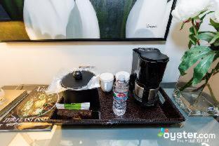 Room #5668624 at L.A. Sky Boutique Hotel