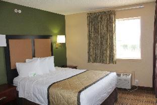 Room #52047415 at Extended Stay America Select Suites - Houston - Sugar Land