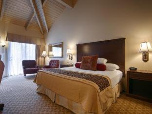 Room #2623020 at Victorian Inn