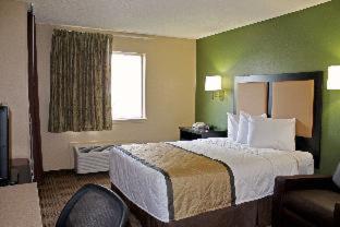 Room #52047417 at Extended Stay America Select Suites - Houston - Sugar Land