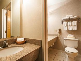 Room #111235545 at Best Western Falcon Plaza - Bowling Green