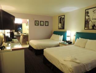 Room #18856415 at Floridian Hotel