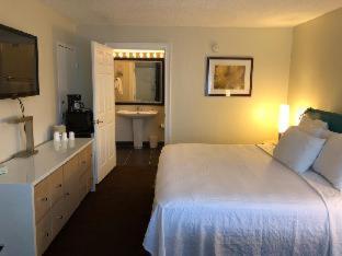 Room #18856416 at Floridian Hotel