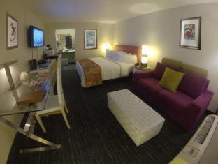 Room #18856425 at Floridian Hotel