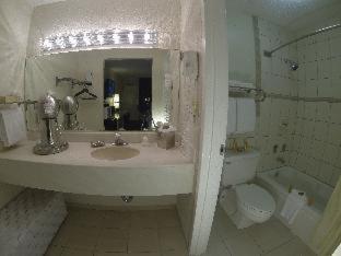 Room #18856427 at Floridian Hotel