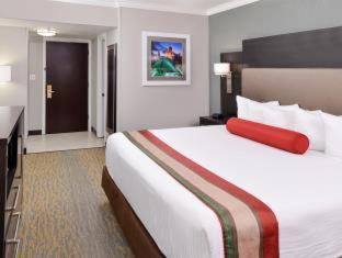 Room #18064920 at Best Western At O'Hare