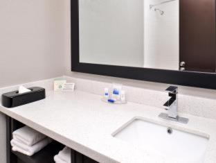 Room #18064923 at Best Western At O'Hare