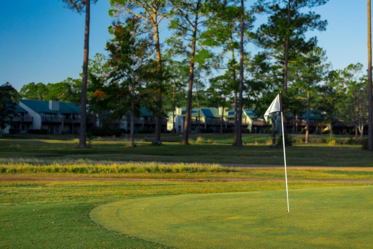  | Crown Resorts at Hickory Hills