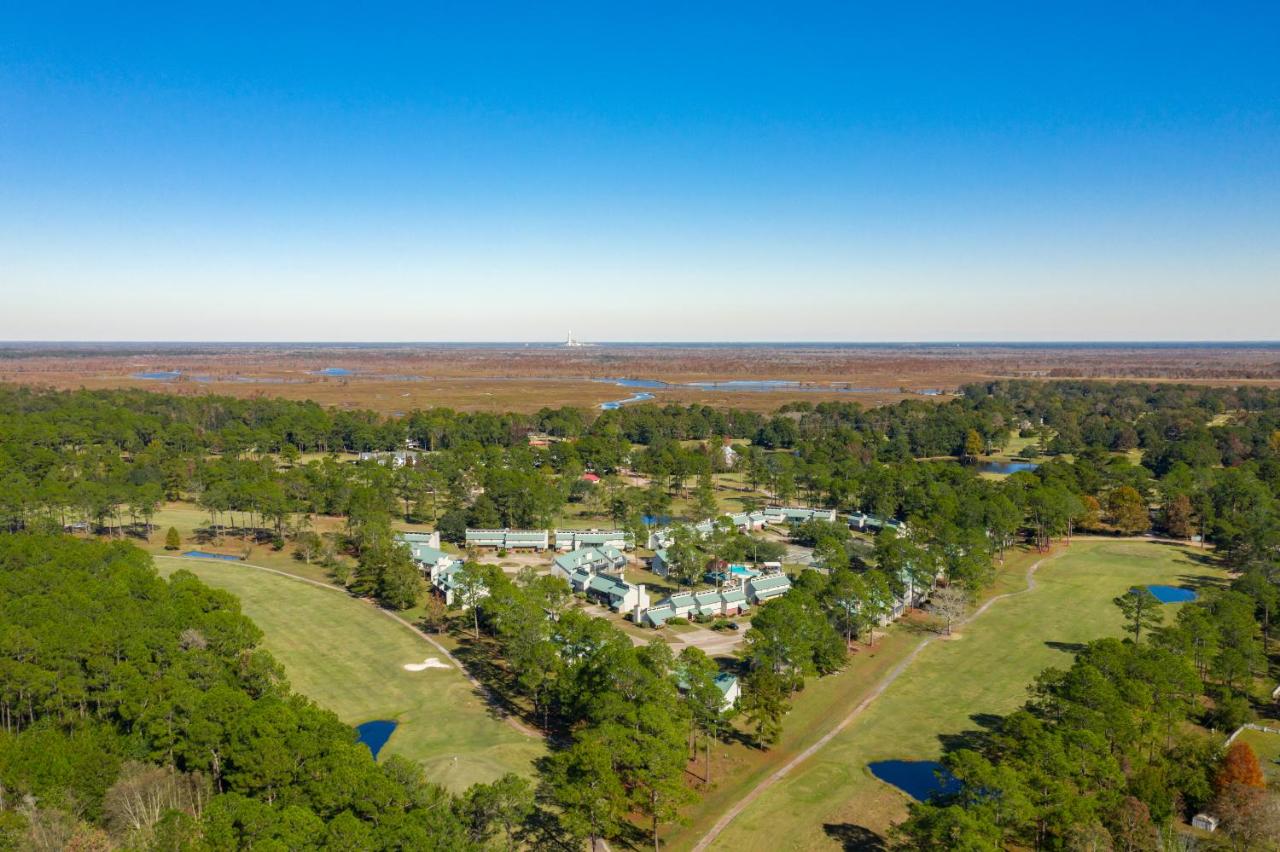  | Crown Resorts at Hickory Hills